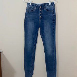 Highwaisted Button up Skinny Jeans